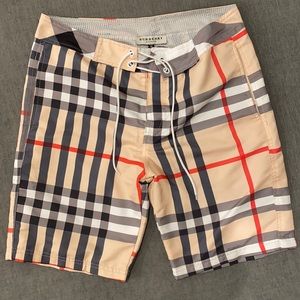 Burberry trunks medium
